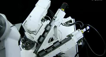 超酷的CNC加工中心的加工視頻